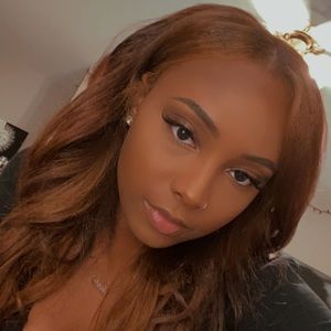 Meet your Posher, Xenia